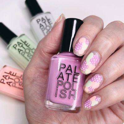 Cherry blossom nail art in pink and navy can look really pretty