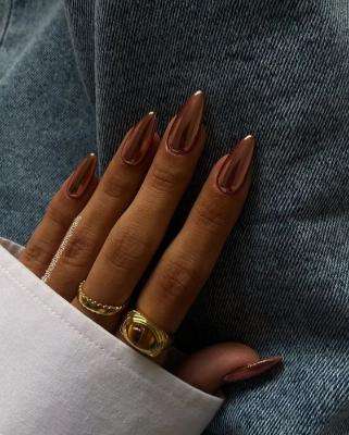 Mocha nail polish brings warmth to your nails with its brown tones