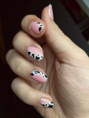 Florals Cow Nail Designs