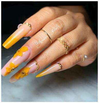 Long Sunflower Nails