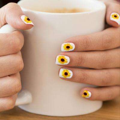 Sunshine Short Sunflower Nails