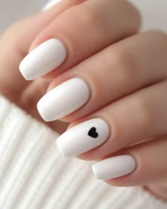 Heart Accent Nail