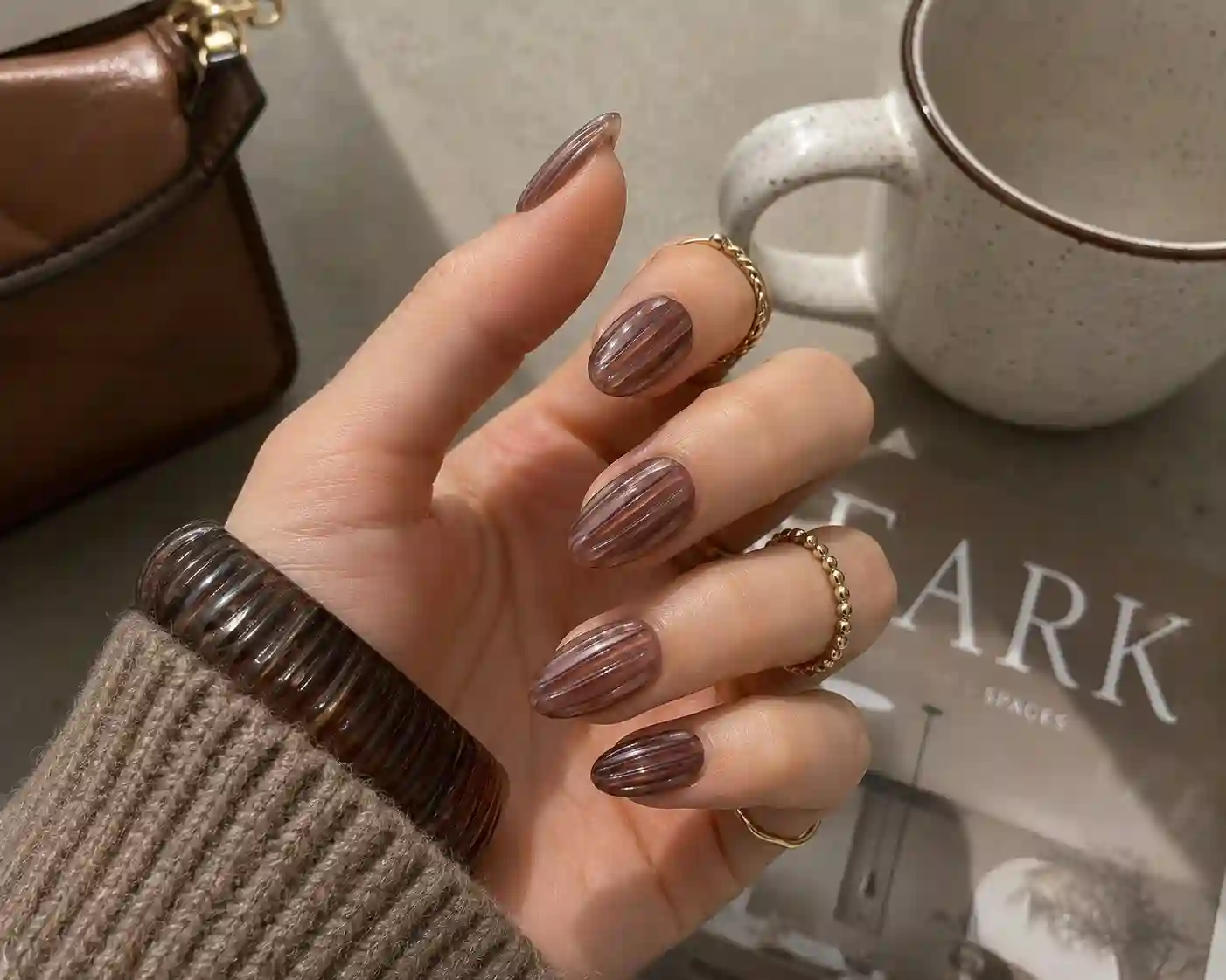Glass Ribbed Nails