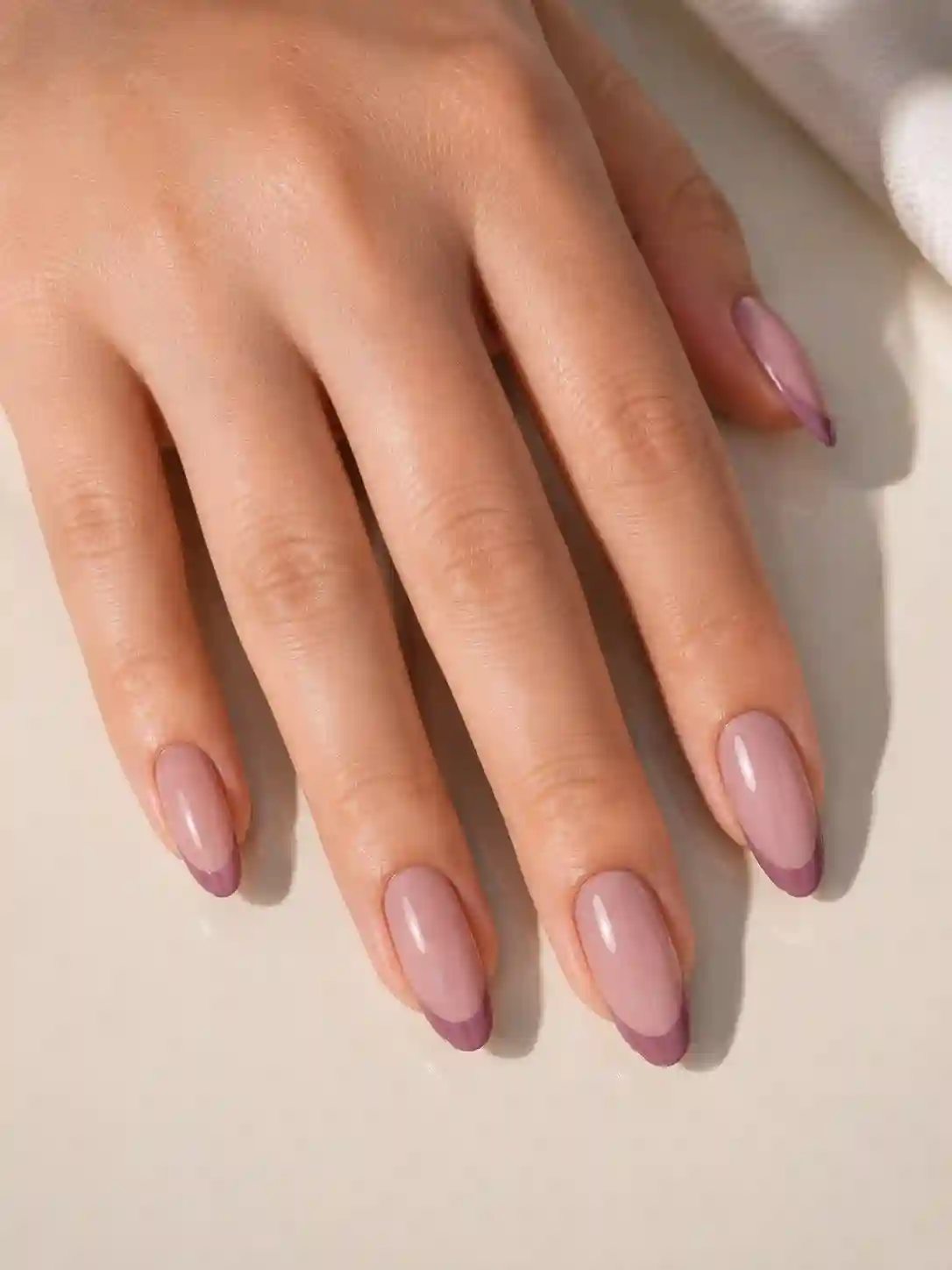 Mauve milk French tips
