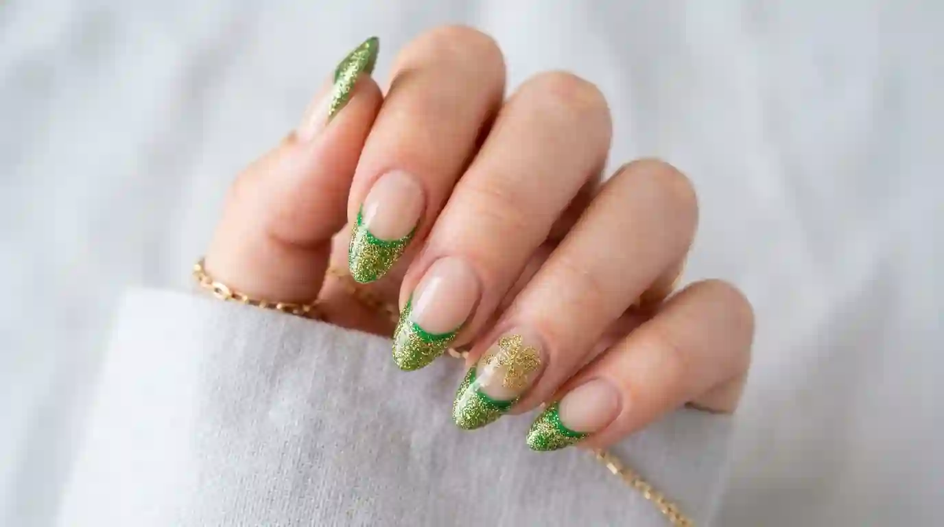 Day Green and Gold Tips