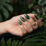 Green and Gold Press On Nail Ideas
