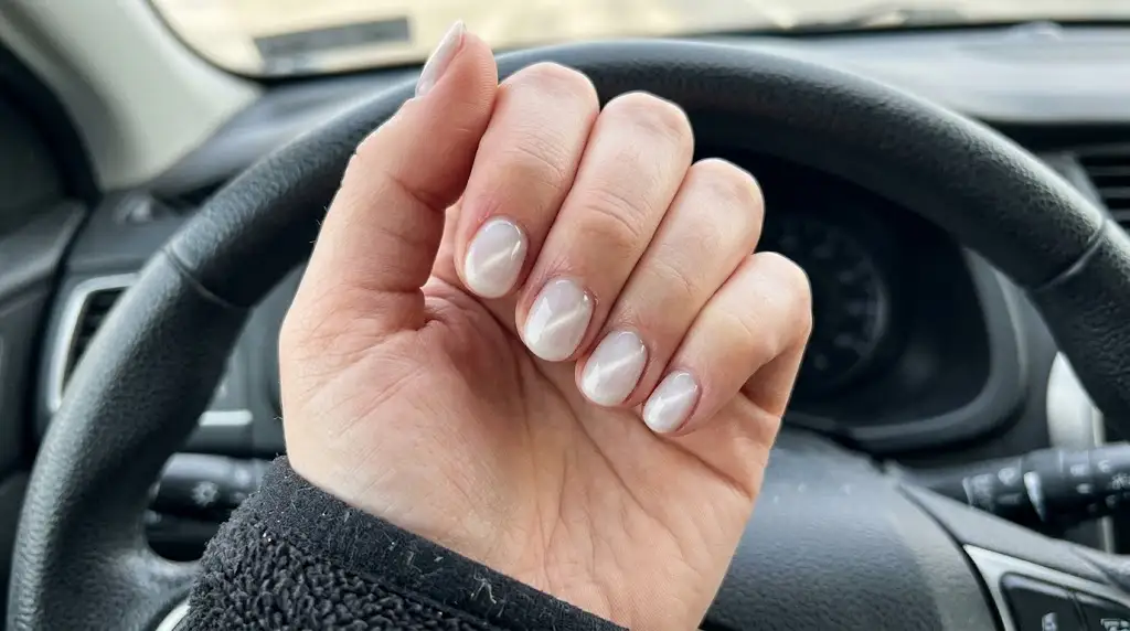 Milky White Short Round Nails